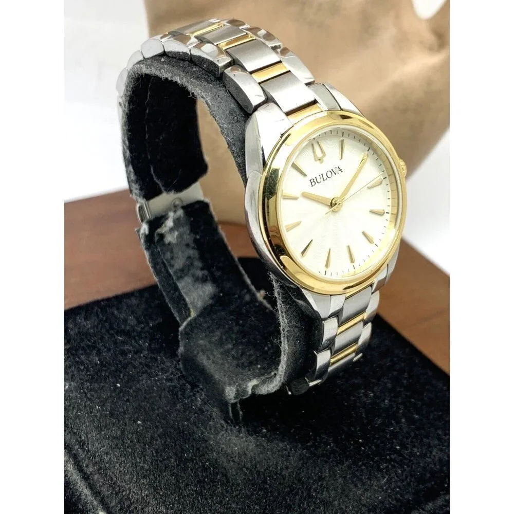 Bulova Women's Watch 98L277 Quartz 28mm Two Tone Stainless Steel Bracelet